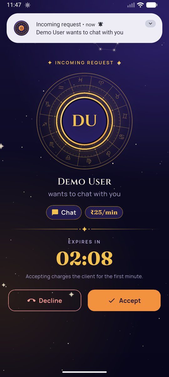 An incoming chat request in the Partner app, with the customer’s name, the rate and Accept and Decline buttons